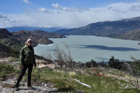 O lago Grey, sempre ao lado da trilha que percorremos hoje no parque nacional Torres del Paine, no sul do Chile